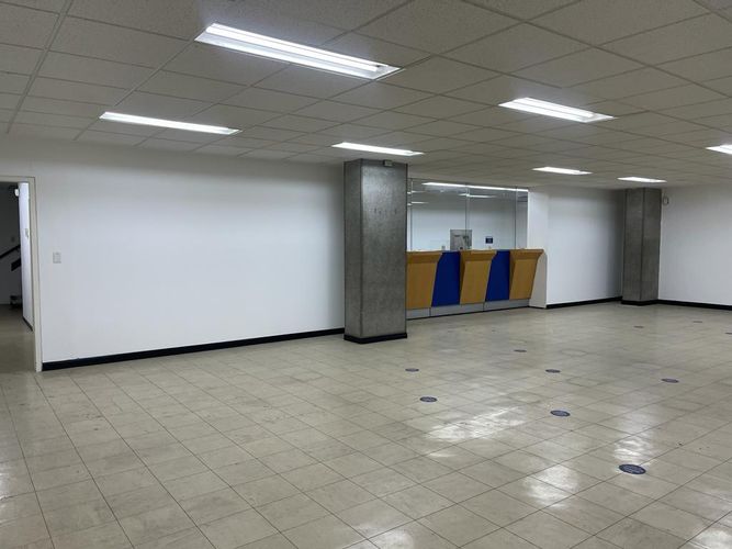 Local en venta en El Centro, Manizales, 607 m² · foto 16 de 24