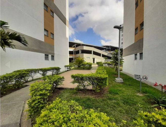 Apartamento de 1 alcoba en venta en Tres Esquinas, Armenia, 29 m² · foto 5 de 9