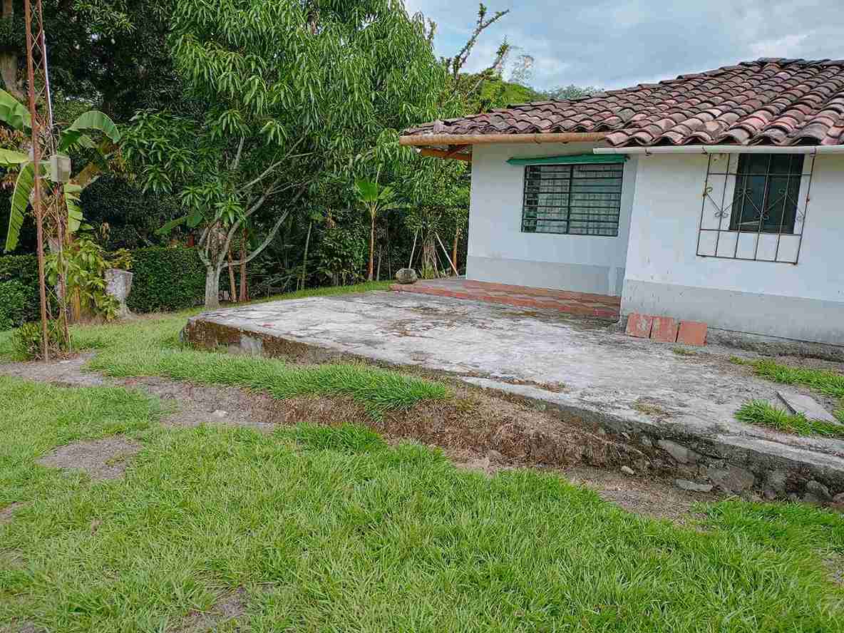 Casa en venta en Kilometro 41, Manizales · foto 8 de 12