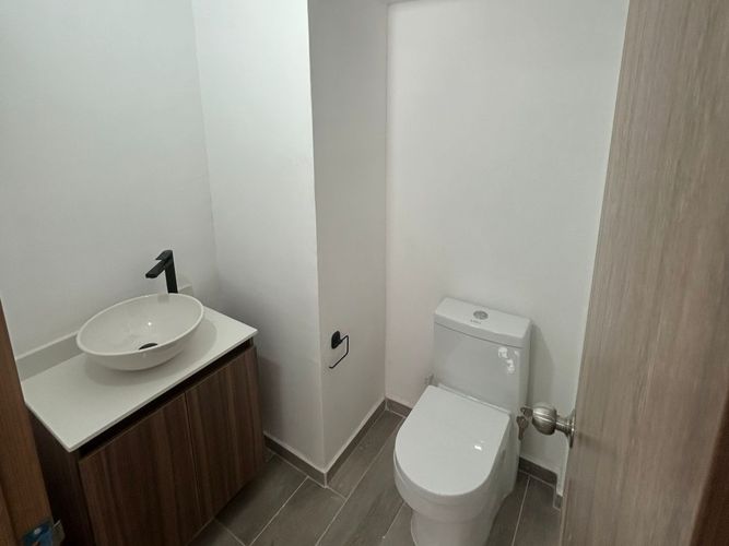Oficina en arriendo en Manila, Medellín, 60 m² · foto 7 de 8