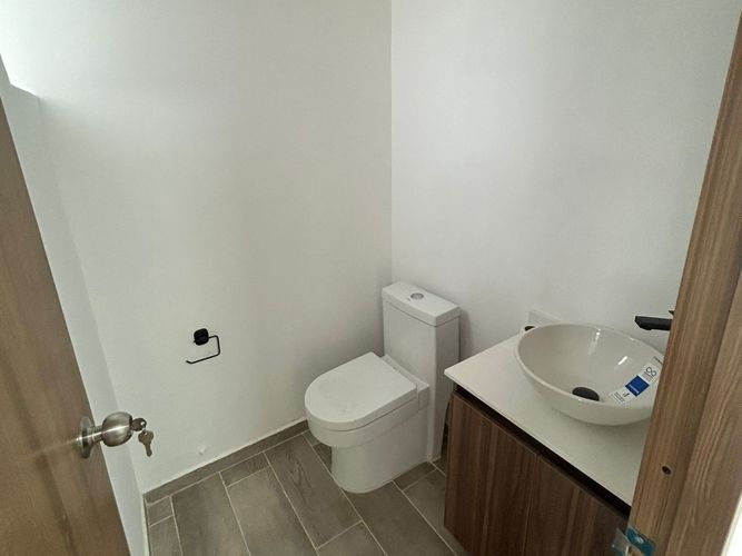 Oficina en arriendo en Manila, Medellín, 60 m² · foto 8 de 8