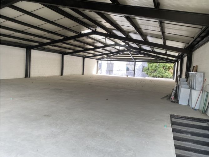 Bodega en arriendo en Alameda, Cali, 540 m² · foto 13 de 24