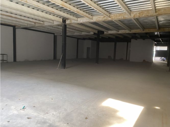 Bodega en arriendo en Alameda, Cali, 540 m² · foto 23 de 24