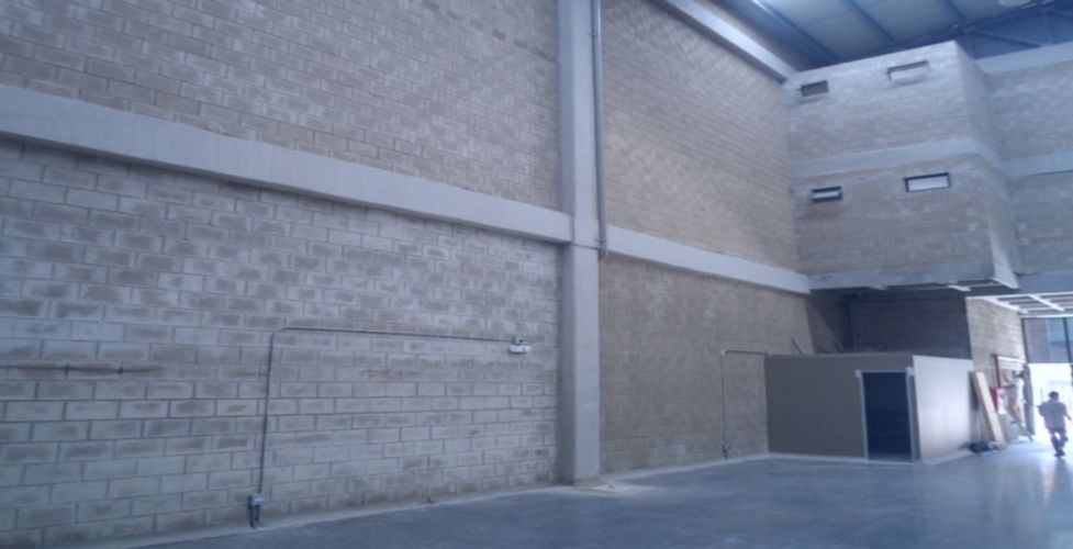Bodega en arriendo en Zona Industrial No. 3, Itagüí, 590 m² · foto 6 de 6