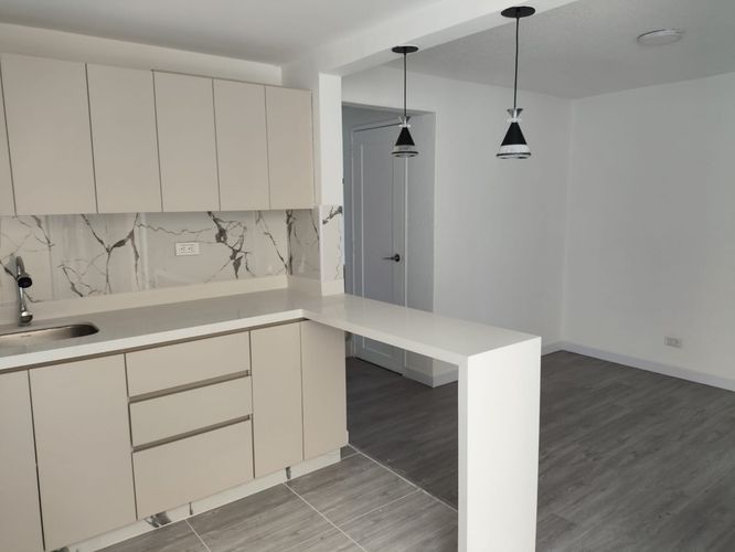 Casa de 3 alcobas en venta en Las Antillas, Envigado, 146 m² · foto 5 de 24