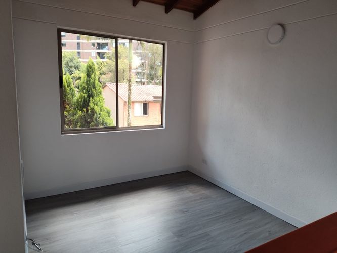 Casa de 3 alcobas en venta en Las Antillas, Envigado, 146 m² · foto 10 de 24