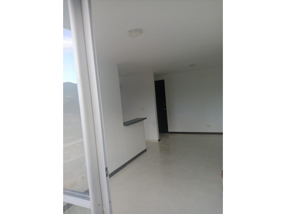 Apartamento en venta en Poblado Del Sur, La Estrella · foto 8 de 24