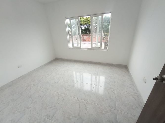 Edificio en venta en Ciudadela Comfandi, Cali, 360 m² · foto 5 de 15