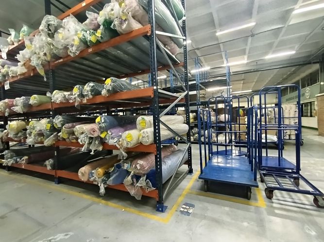 Bodega en arriendo en Cristo Rey, Medellín, 1200 m² · foto 10 de 15