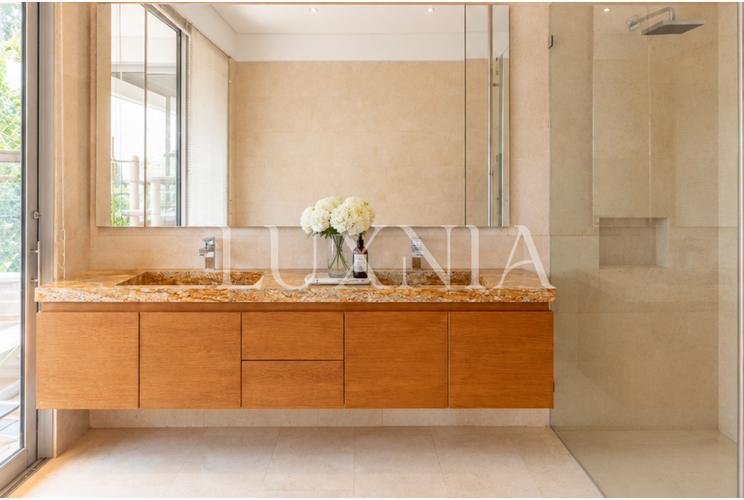 Apartamento de 3 alcobas en venta en Los Rosales, Bogotá, 452 m² · foto 14 de 22