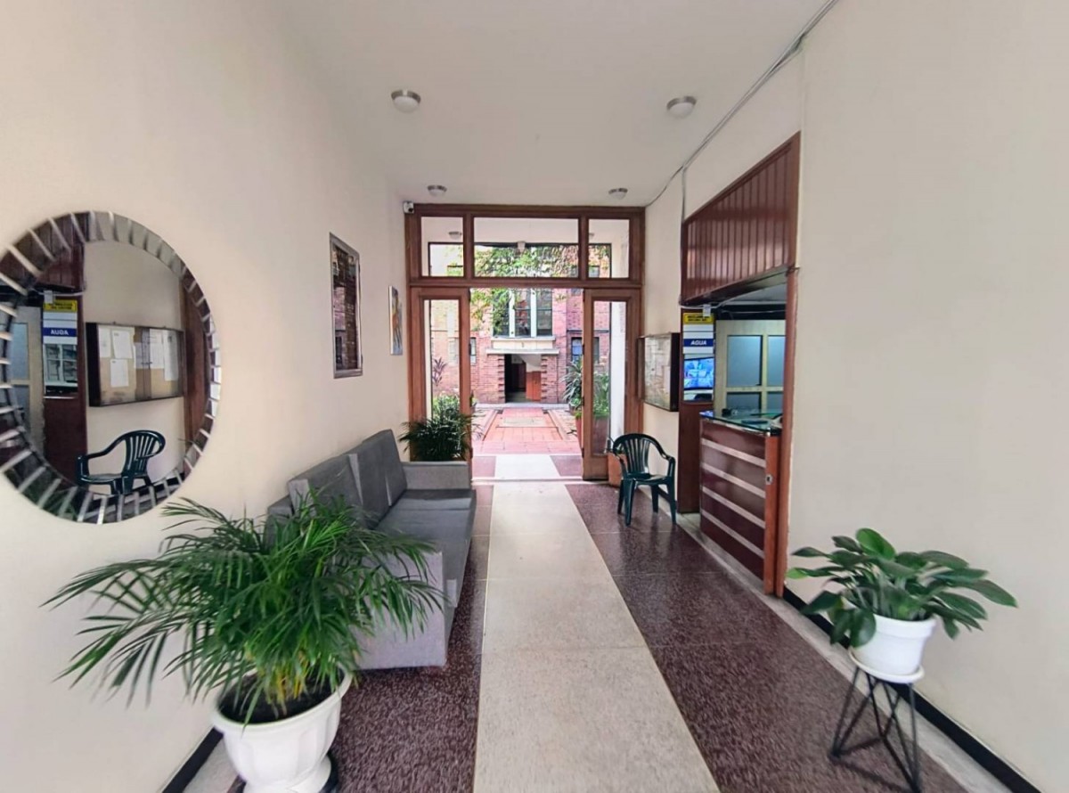 Apartamento en venta en Santa Fe, Bogotá · foto 3 de 23