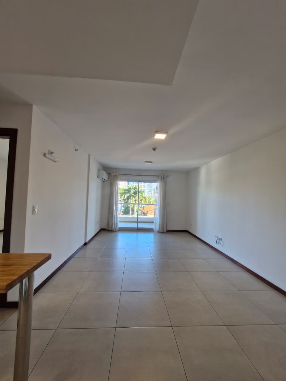 ALQUILO DEPTO DE 1 DORMITORIO C/ COCHERA ZONA SHOPPING DEL SOL! — foto 2