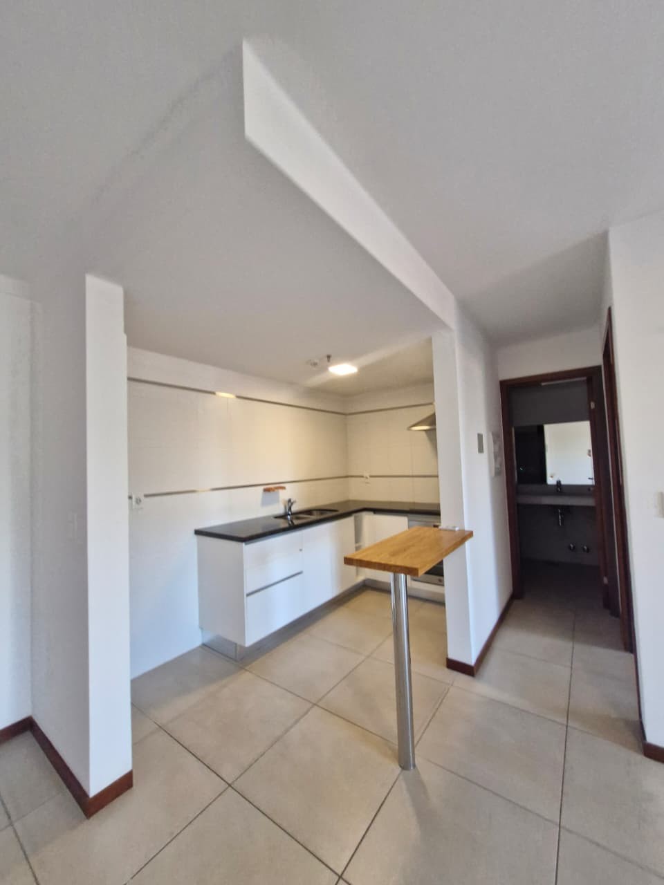 ALQUILO DEPTO DE 1 DORMITORIO C/ COCHERA ZONA SHOPPING DEL SOL! — foto 3