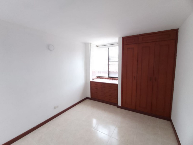 Apartamento en venta en Primero De Mayo, Cali · foto 8 de 17