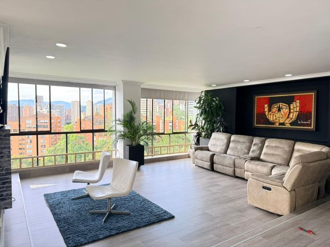 Apartamento de 3 alcobas en arriendo en El Poblado, Medellín, 290 m² · foto 16 de 20