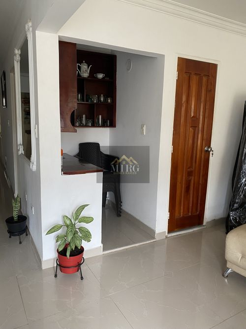 Casa de 10 alcobas en venta en Atanasio Girardot, Cali, 280 m² · foto 13 de 24