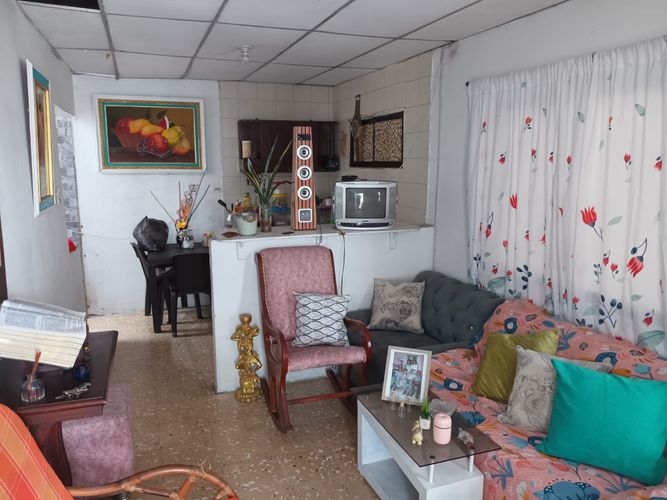 Casa de 5 alcobas en venta en Ub. El Parque, Soledad, 211 m² · foto 4 de 24