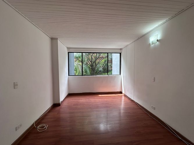 Apartamento de 2 alcobas en arriendo en El Poblado, Medellín, 101 m² · foto 14 de 20