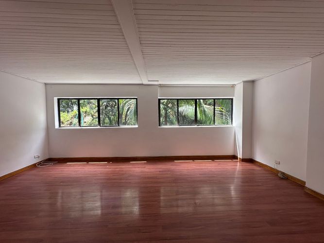 Apartamento de 2 alcobas en arriendo en El Poblado, Medellín, 101 m² · foto 16 de 20