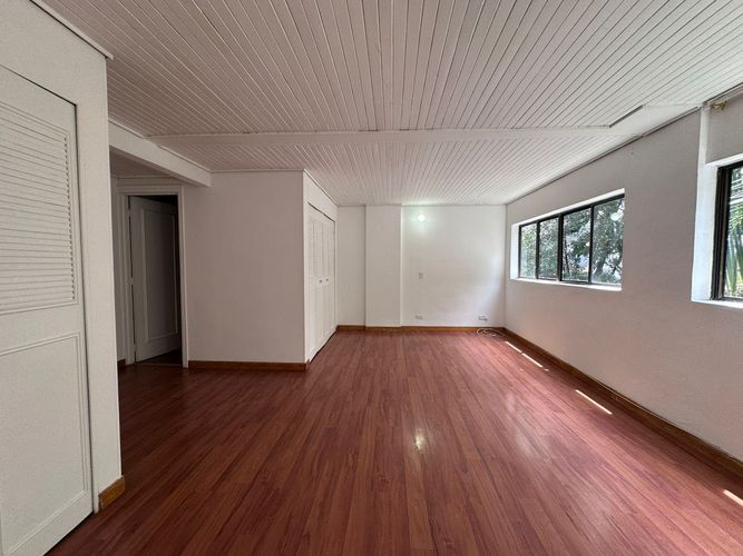 Apartamento de 2 alcobas en arriendo en El Poblado, Medellín, 101 m² · foto 17 de 20