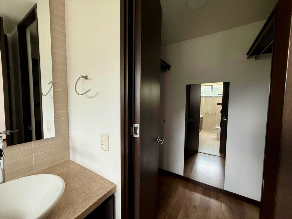 Apartamento en venta en La Calera, Medellín · foto 18 de 24