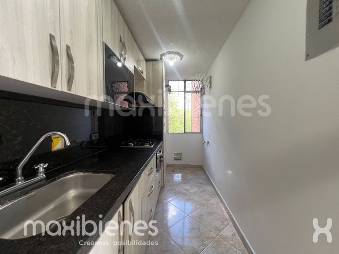Apartamento de 3 alcobas en arriendo en Vía Las Palmas, Medellín, 70 m² · foto 2 de 15