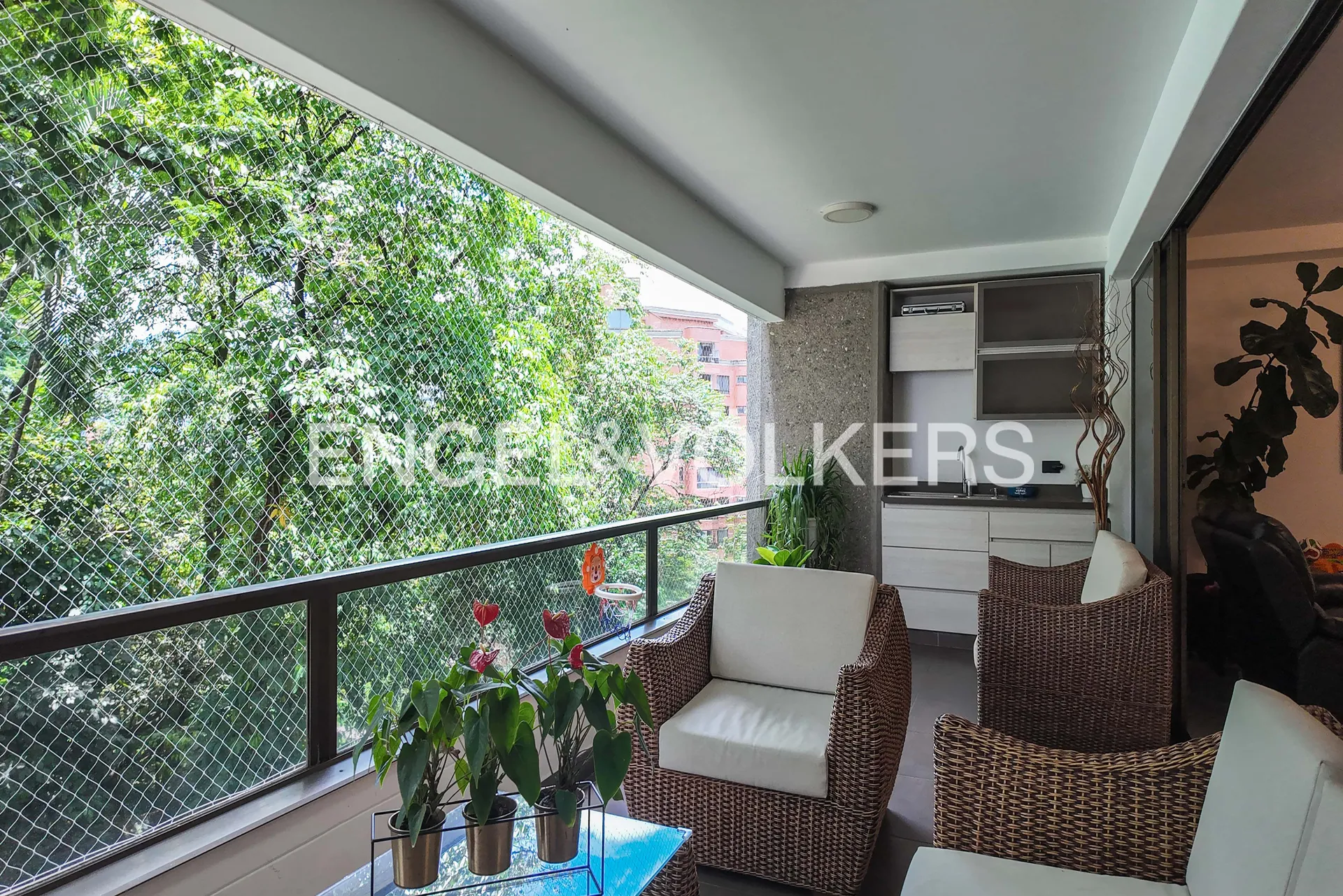Apartamento en venta en El Poblado, Medellín 5