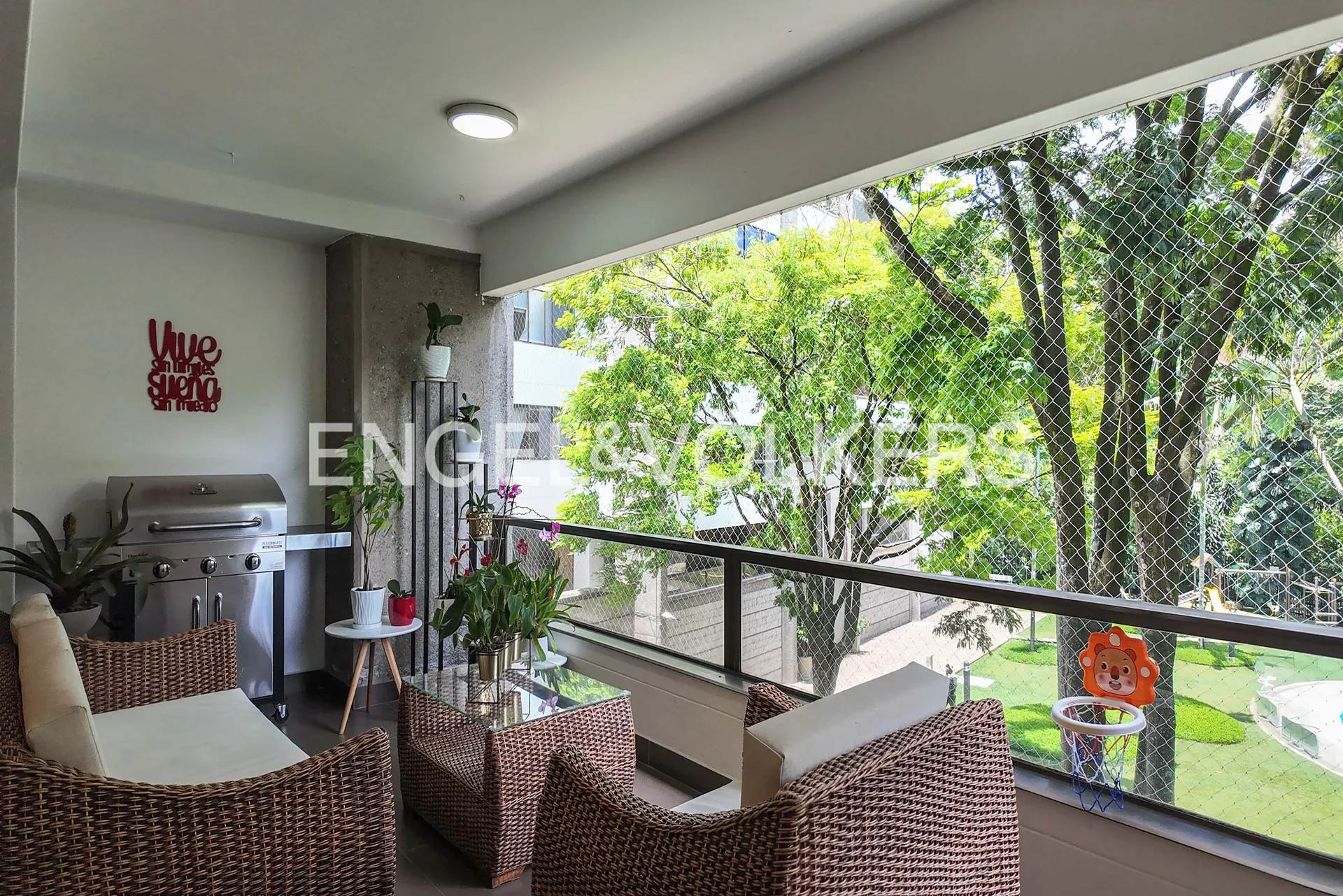 Apartamento en venta en El Poblado, Medellín 4