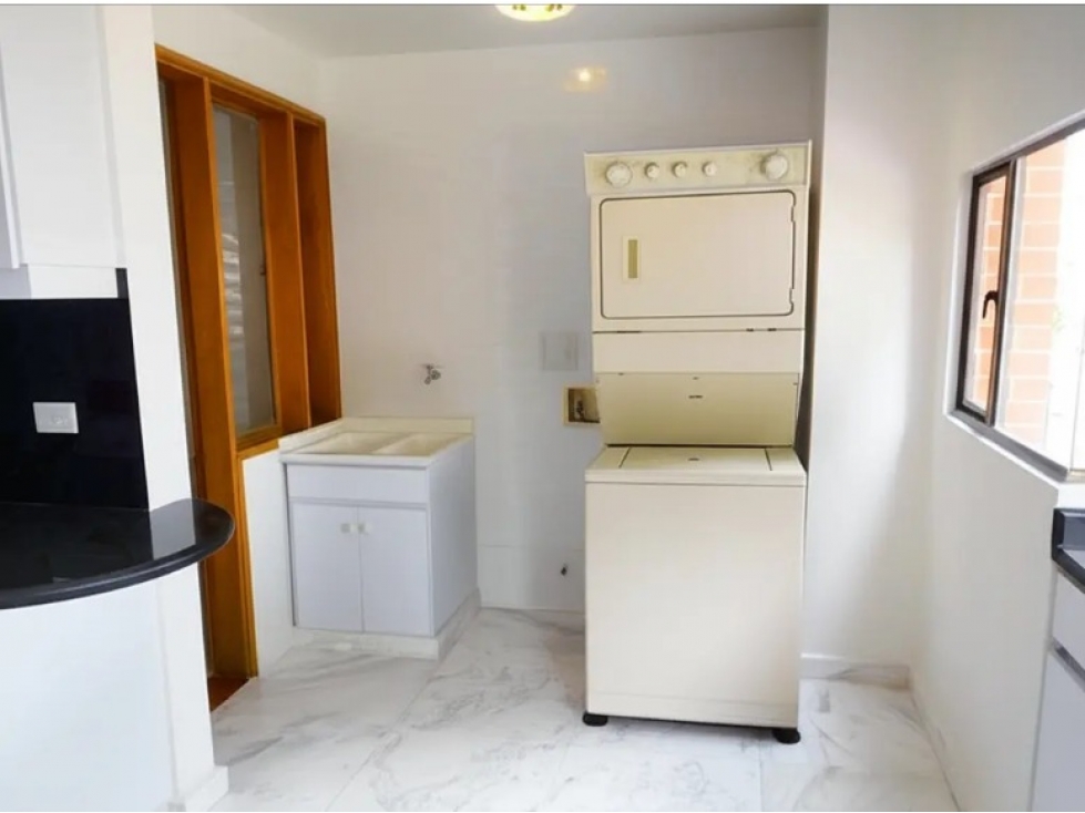 Apartamento en venta en Santa Ana Oriental, Bogotá · foto 3 de 23