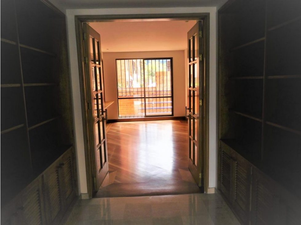 Apartamento en venta en Santa Ana Oriental, Bogotá · foto 10 de 23