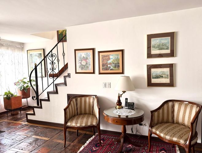 Casa en venta en Polo Club, Bogotá · foto 3 de 24