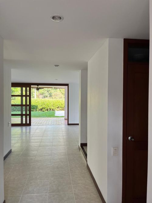 Casa de 4 alcobas en venta en Ciudad Jardin, Cali, 332 m² · foto 8 de 15