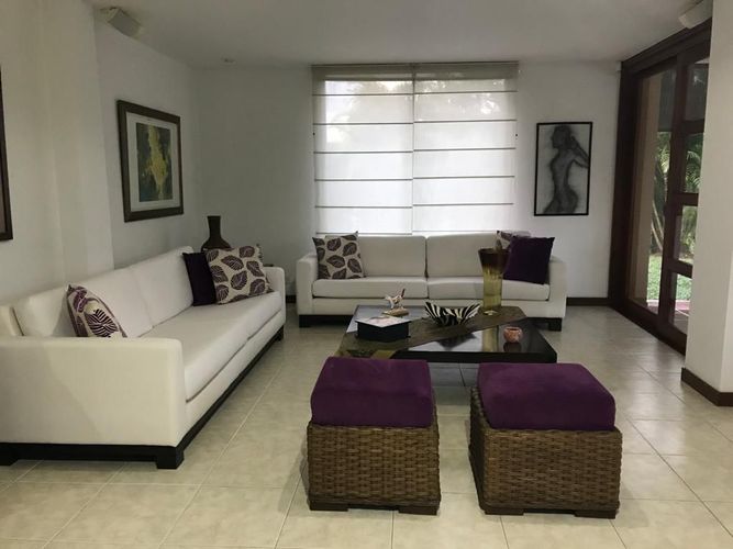 Casa de 4 alcobas en venta en Ciudad Jardin, Cali, 332 m² · foto 9 de 15