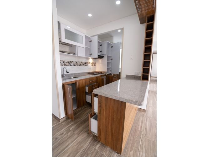 Apartamento de 3 alcobas en venta en Conjunto Residencial Abundara, Madrid, 60 m² · foto 13 de 24