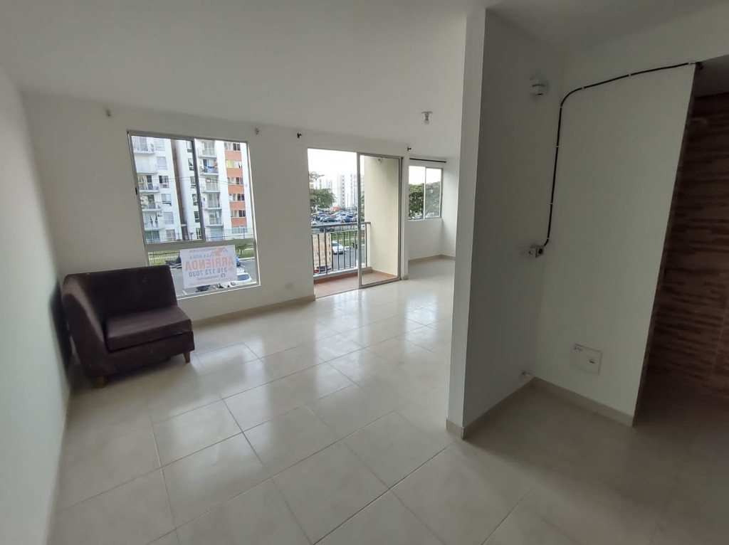 Apartamento en arriendo en Cr. Los Naranjos, Jamundí · foto 5 de 24