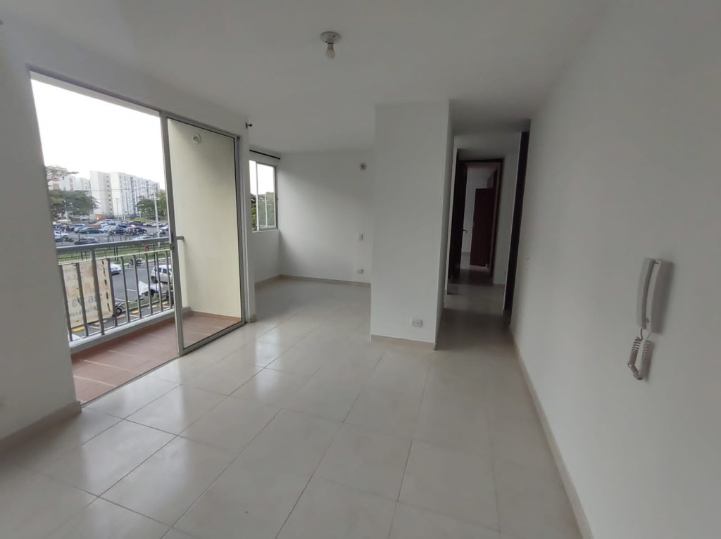 Apartamento en arriendo en Cr. Los Naranjos, Jamundí · foto 6 de 24