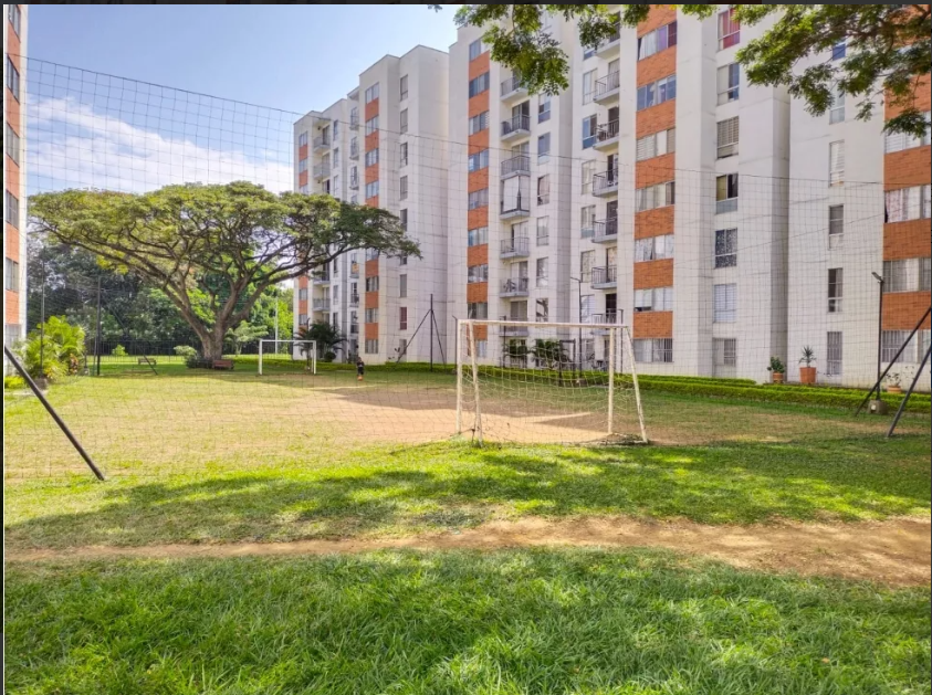 Apartamento en arriendo en Cr. Los Naranjos, Jamundí · foto 23 de 24