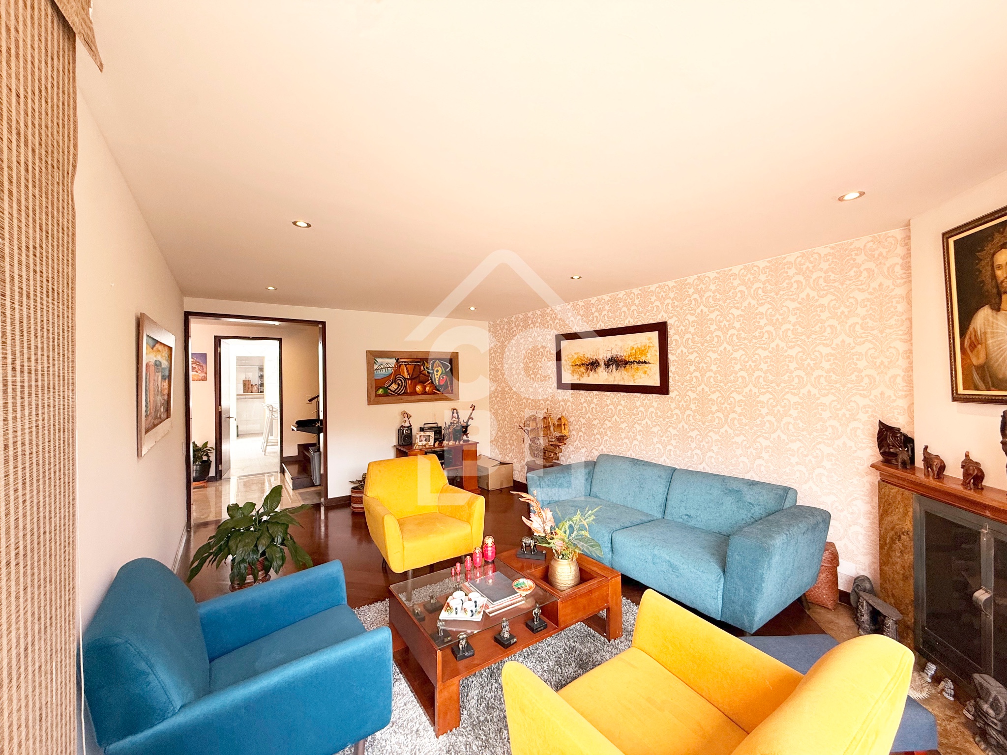 Casa en venta en Gratamira, Bogotá · foto 4 de 24