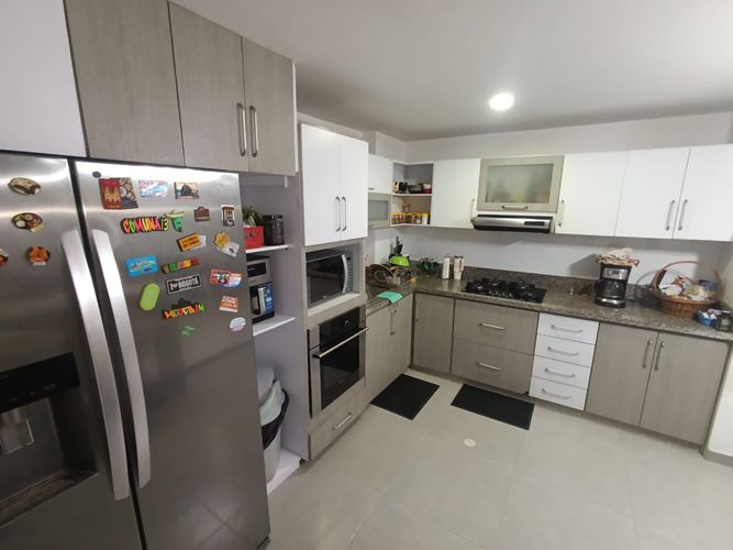 Casa de 4 alcobas en venta en Cd. Simon Bolivar Et. I, Ibagué, 220 m² · foto 10 de 24