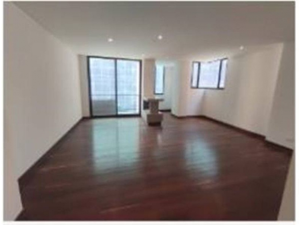Apartamento en venta en Chico Norte, Bogotá · foto 2 de 10