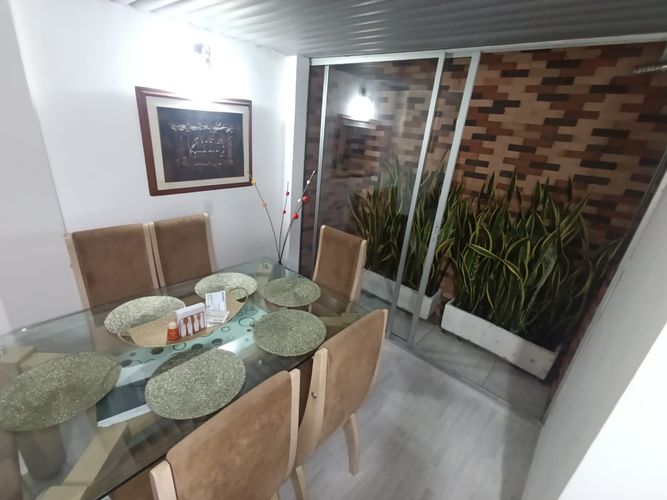 Casa de 4 alcobas en venta en Cd. Simon Bolivar Et. I, Ibagué, 220 m² · foto 7 de 24
