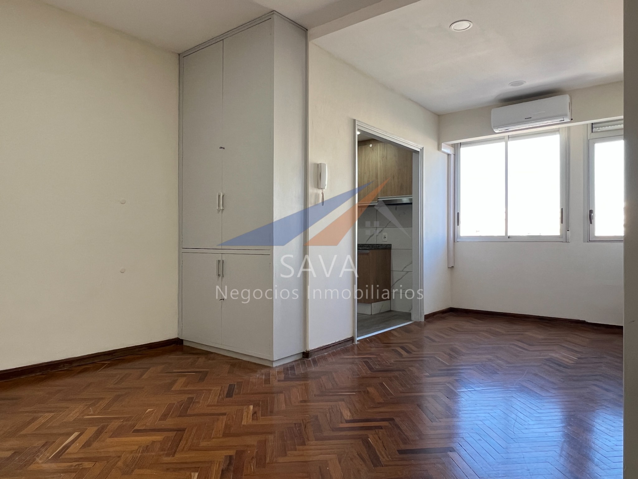 Alquiler Apartamento 1 Dormitorio en Aguada! Piso Alto.