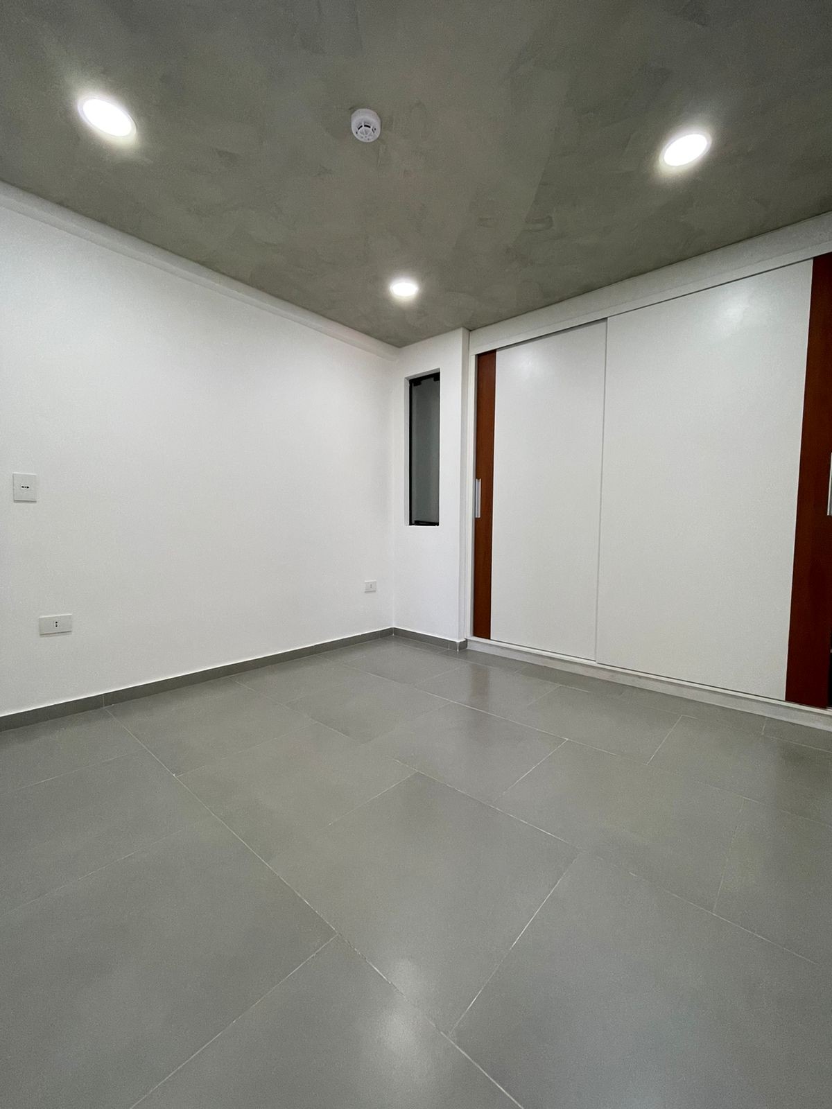 Departamento en alquiler en Lambaré — foto 2