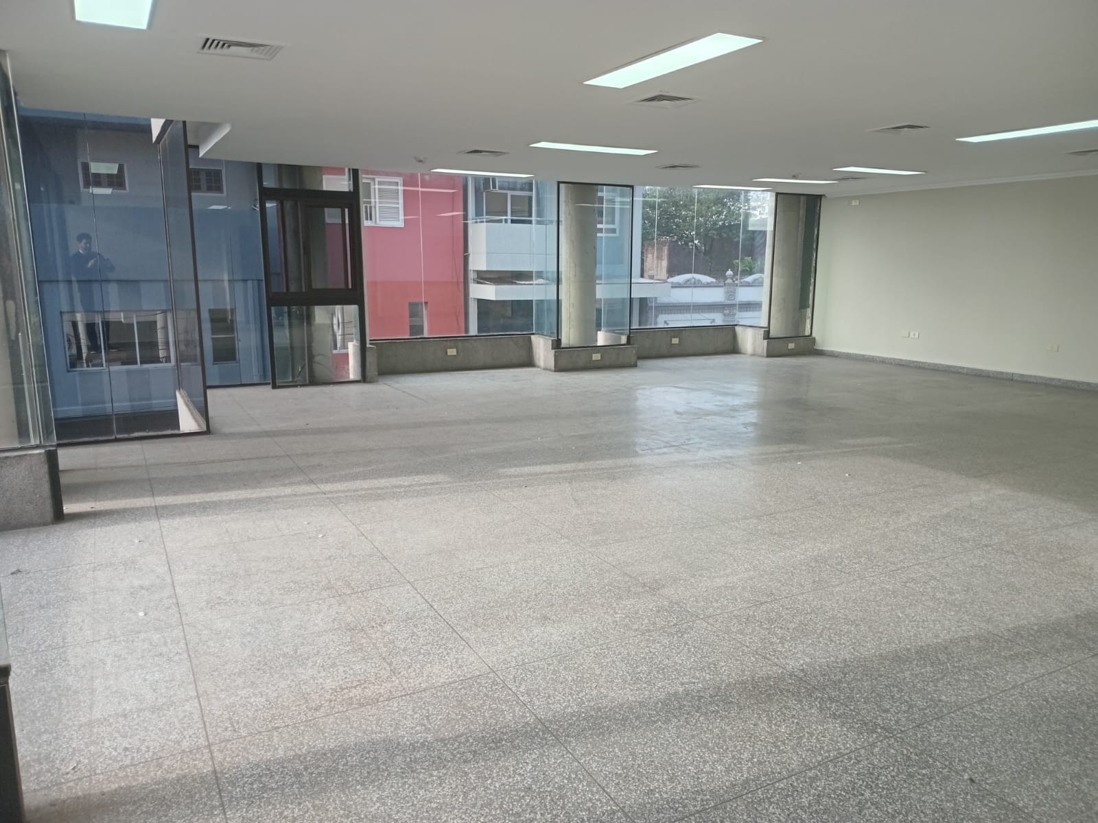 Oficina en alquiler en San Roque, Asunción — foto 3