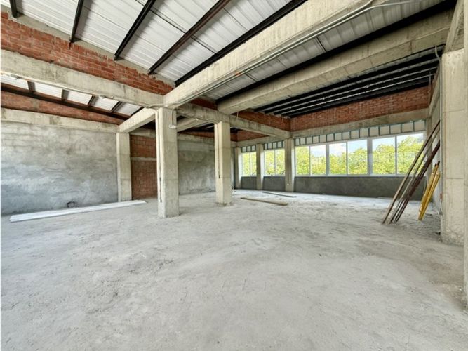 Edificio en venta en Tequendama, Cali, 2352 m² · foto 11 de 16