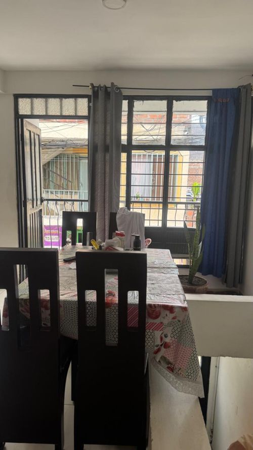 Casa de 6 alcobas en venta en Primavera, Cali, 180 m² · foto 4 de 17