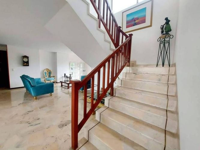 Apartamento de 4 alcobas en venta en Cuarto De Legua - Guadalupe, Cali, 300 m² · foto 8 de 19