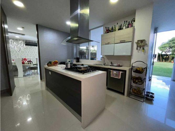 Casa campestre en venta en Pance, Cali, 550 m² · foto 4 de 19