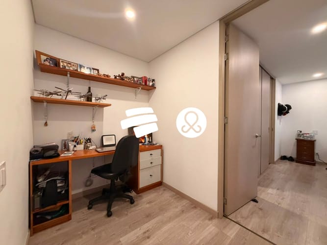 Apartamento de 2 alcobas en venta en El Poblado, Medellín, 90 m² · foto 14 de 19