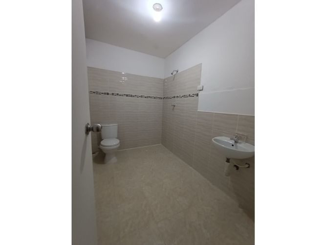 Casa de 4 alcobas en venta en San Vicente, Cali, 273 m² · foto 14 de 15